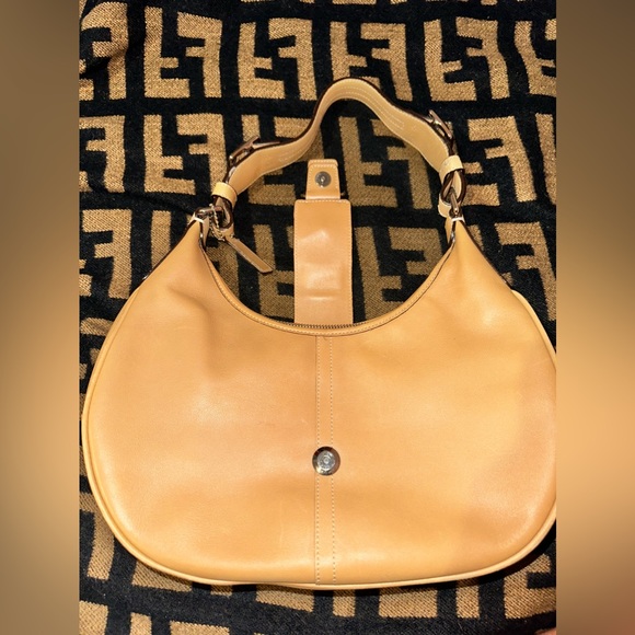 Authentic Vintage Coach shoulder Bag - Picture 9 of 16